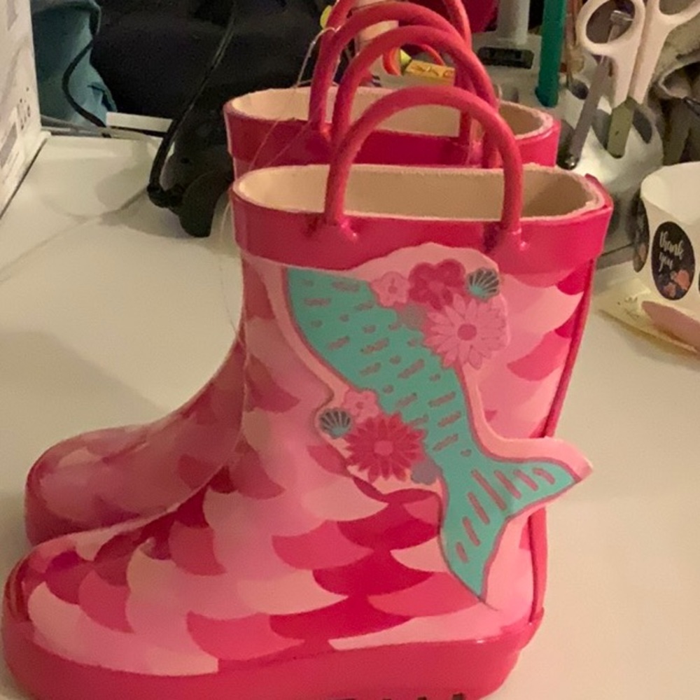 NWT LILLY NEW YORK RAIN BOOTS